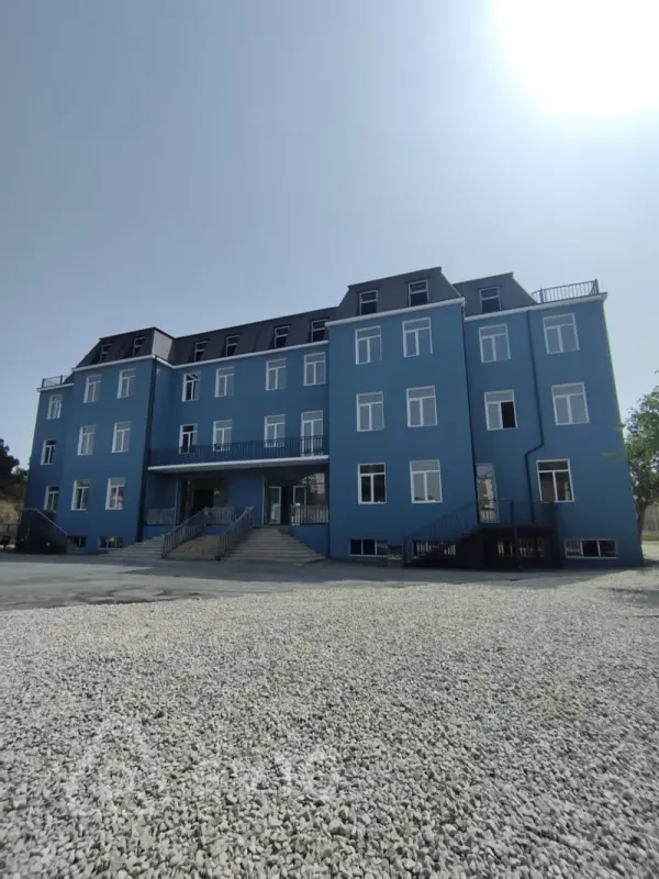 Kirayə verilir mənzil 5000 m²