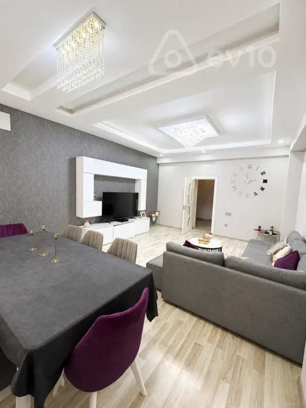 Satılır 3 otaqlı yeni tikili 120 m²