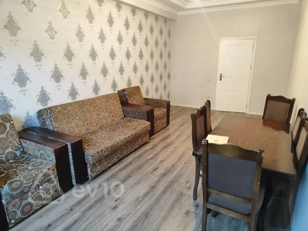 Kirayə verilir 2 otaqlı yeni tikili 60 m²