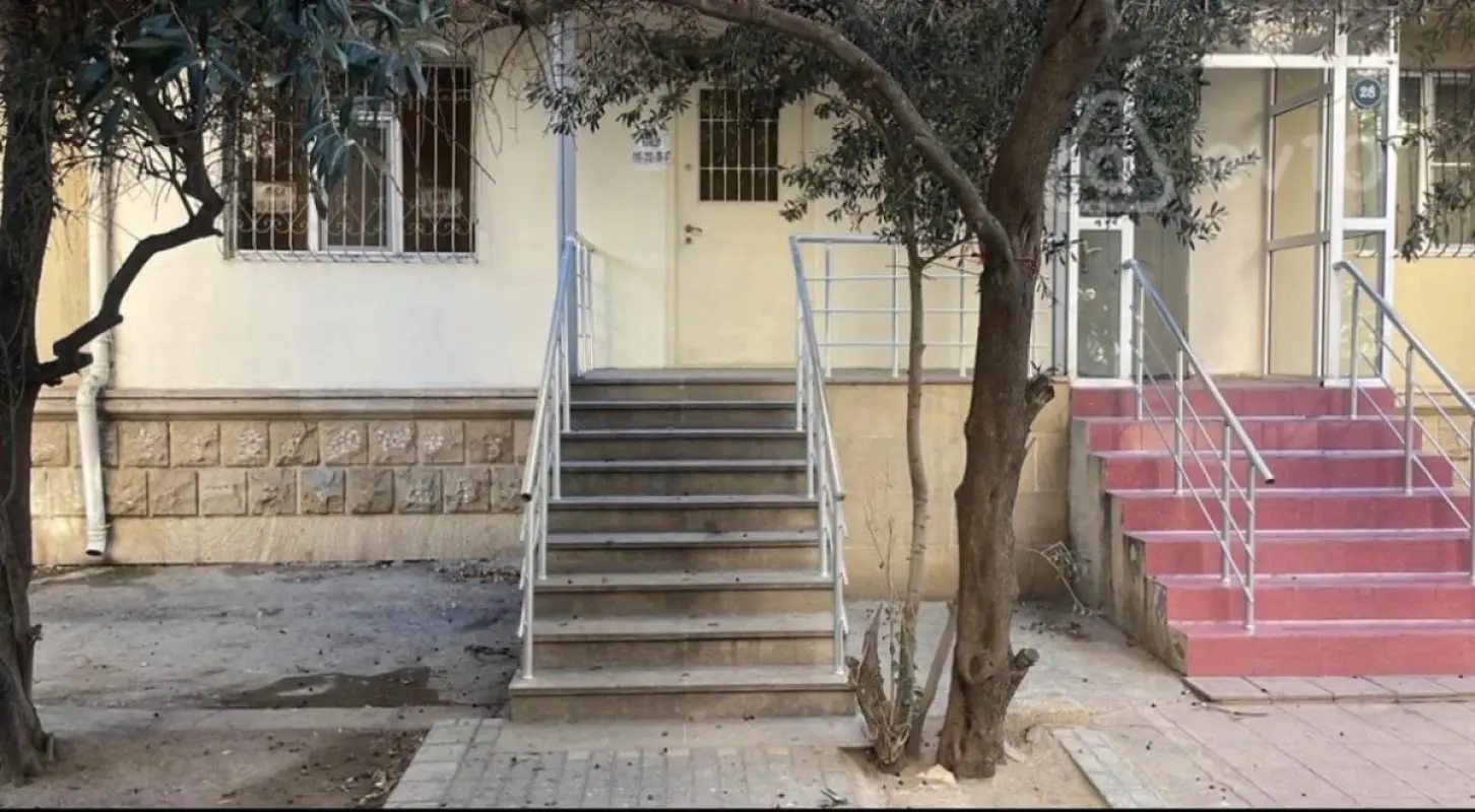 Kirayə verilir 2 otaqlı ofis 75 m²