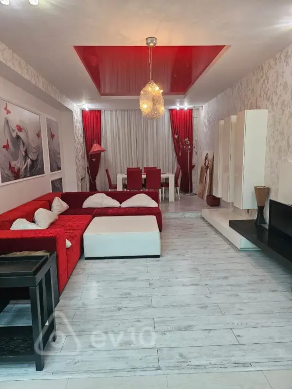 Kirayə verilir 3 otaqlı yeni tikili 129 m²