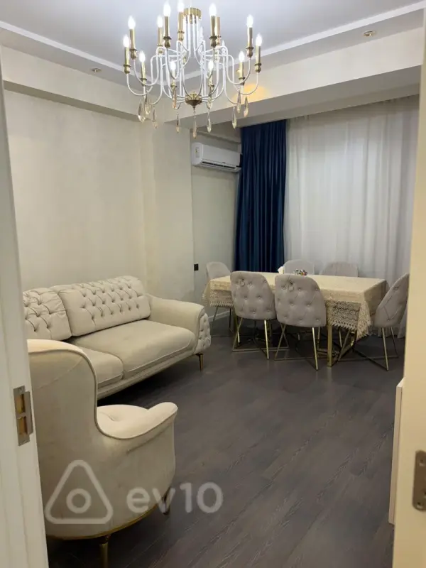 Kirayə verilir 2 otaqlı yeni tikili 60 m²