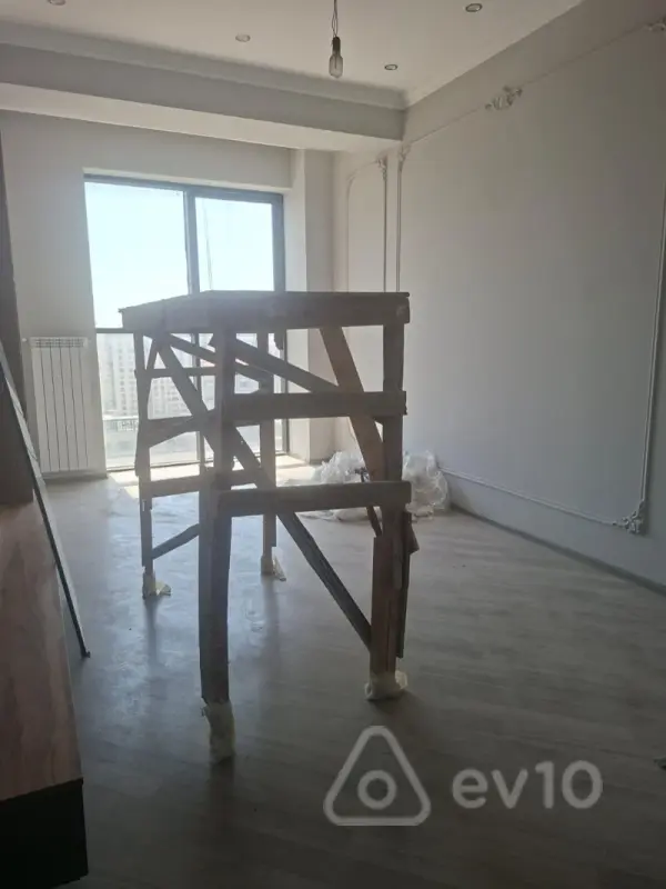 Satılır 2 otaqlı yeni tikili 75 m²