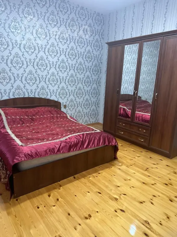 Kirayə verilir 3 otaqlı həyət evi 100 m²