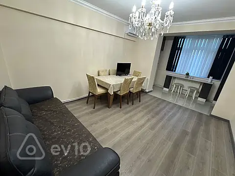 Kirayə verilir 3 otaqlı köhnə tikili 80 m² — Bakı, Nizami 3 otaq 80.00 m²