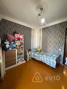 Kirayə verilir 4 otaqlı köhnə tikili 100 m² — Bakı, Xətai 4 otaq 100.00 m²
