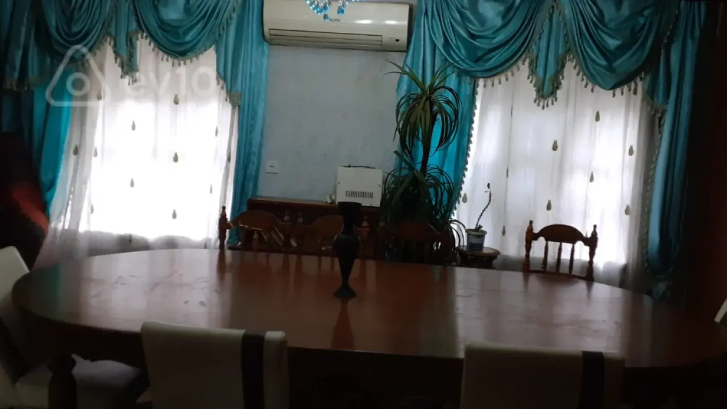 Kirayə verilir 3 otaqlı köhnə tikili 67 m²