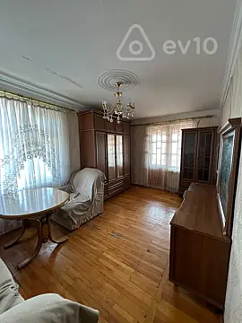 Kirayə verilir 1 otaqlı köhnə tikili 45 m² — Bakı, Nizami 1 otaq 45.00 m²