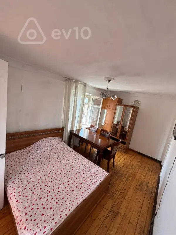 Kirayə verilir 1 otaqlı köhnə tikili 35 m²