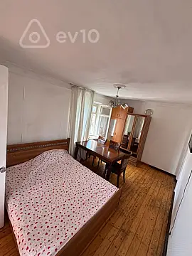 Kirayə verilir 1 otaqlı köhnə tikili 35 m² — Bakı, Nərimanov 1 otaq 35.00 m²