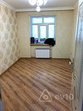 Satılır 4 otaqlı köhnə tikili 110 m² — Bakı, Nizami 4 otaq 110.00 m²