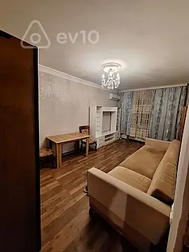 Kirayə verilir 3 otaqlı köhnə tikili 65 m² — Bakı, Suraxanı 3 otaq 65.00 m²