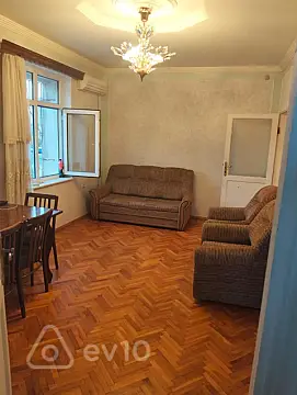 Kirayə verilir 2 otaqlı köhnə tikili 50 m² — Bakı, Nizami 2 otaq 50.00 m²