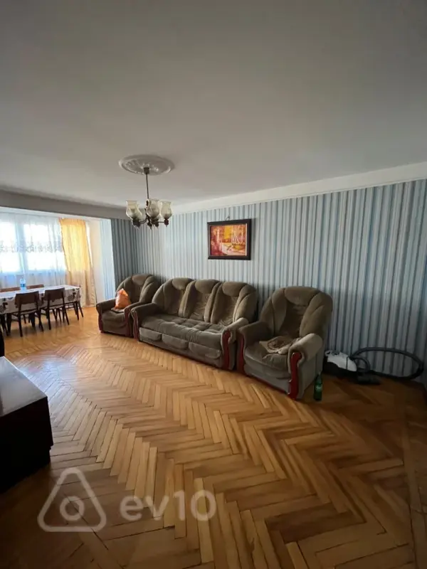 Kirayə verilir 3 otaqlı köhnə tikili 65 m²