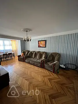 Kirayə verilir 3 otaqlı köhnə tikili 65 m² — Bakı, Yasamal 3 otaq 65.00 m²