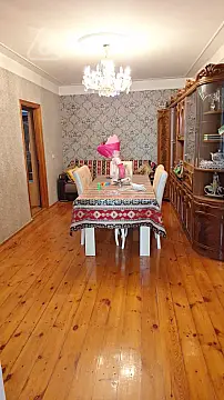 Satılır 3 otaqlı köhnə tikili 100 m² — Bakı, Nizami 3 otaq 100.00 m²