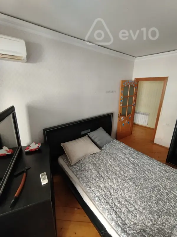 Kirayə verilir 2 otaqlı yeni tikili 50 m²