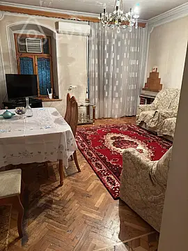 Kirayə verilir 2 otaqlı həyət evi 70 m² — Bakı, Nərimanov 2 otaq 70.00 m²