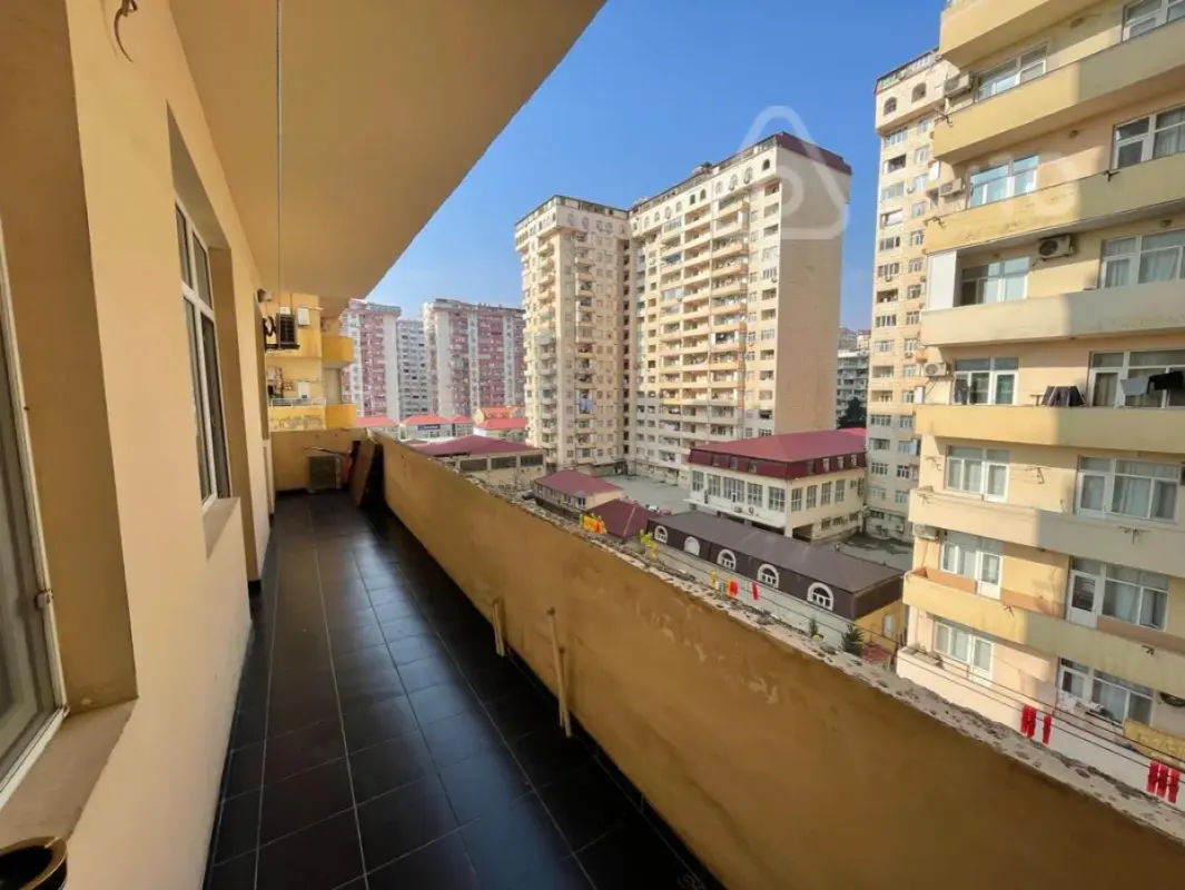 Satılır 3 otaqlı yeni tikili 120 m²