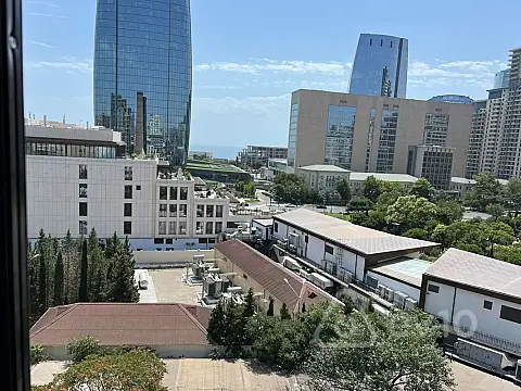Kirayə verilir 3 otaqlı köhnə tikili 95 m² — Bakı, Nəsimi 3 otaq 95.00 m²