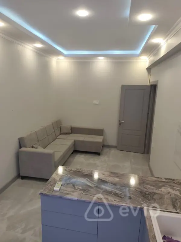 Kirayə verilir 2 otaqlı yeni tikili 58 m²