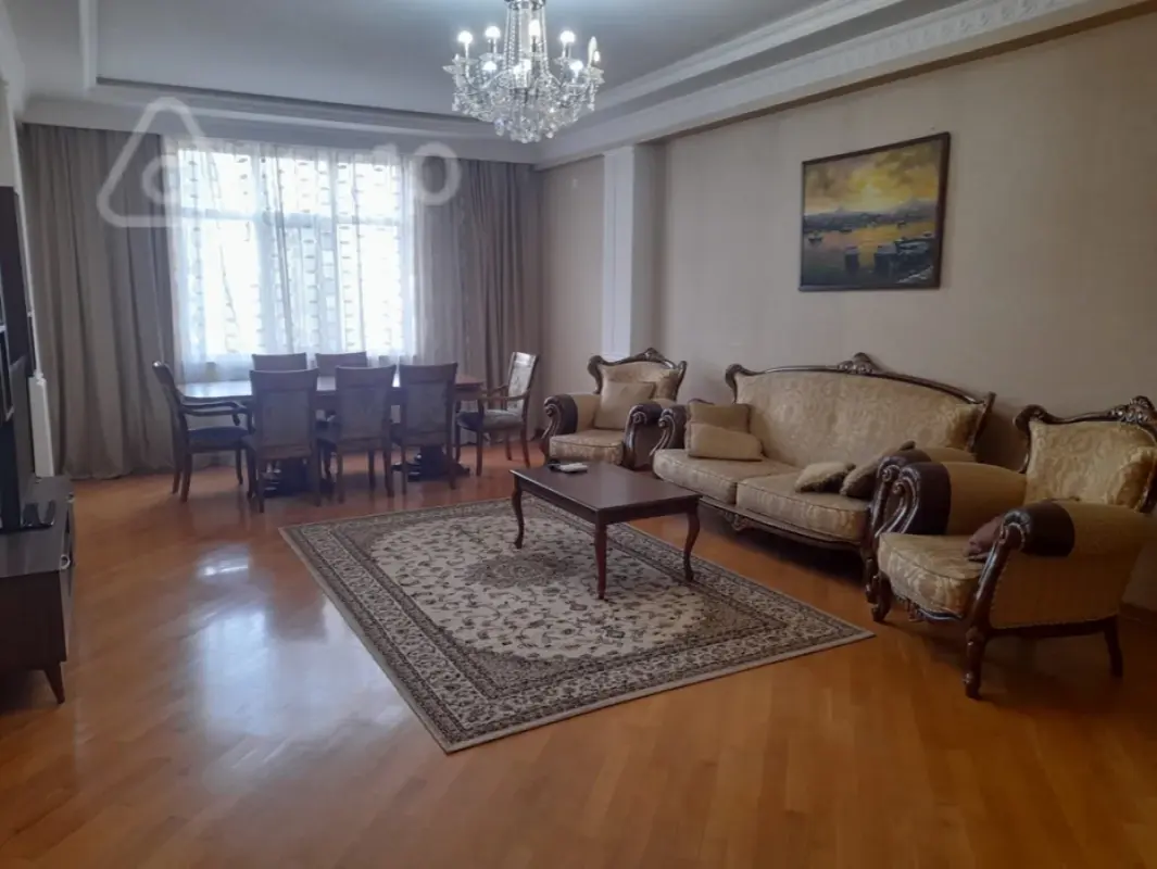 Satılır 4 otaqlı yeni tikili 170 m²