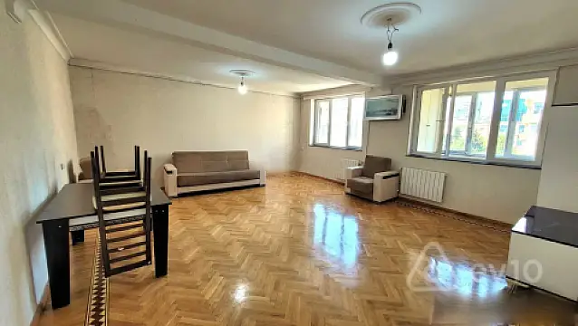 Kirayə verilir 5 otaqlı köhnə tikili 90 m² — Bakı, Binəqədi 5 otaq 90.00 m²