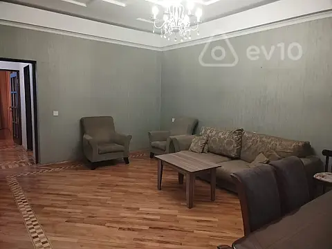 Kirayə verilir 3 otaqlı köhnə tikili 90 m² — Bakı, Nərimanov 3 otaq 90.00 m²