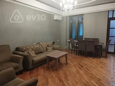 Kirayə verilir 3 otaqlı köhnə tikili 90 m² — Bakı, Nərimanov 3 otaq 90.00 m²