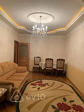Kirayə verilir 2 otaqlı köhnə tikili 52 m² — Bakı, Binəqədi 2 otaq 52.00 m²