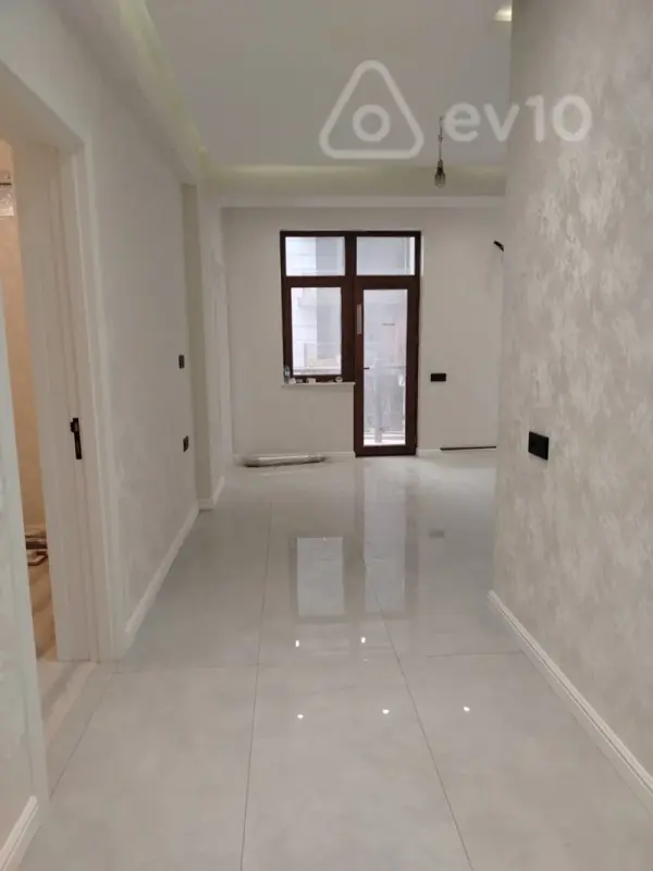 Satılır 3 otaqlı yeni tikili 72 m²