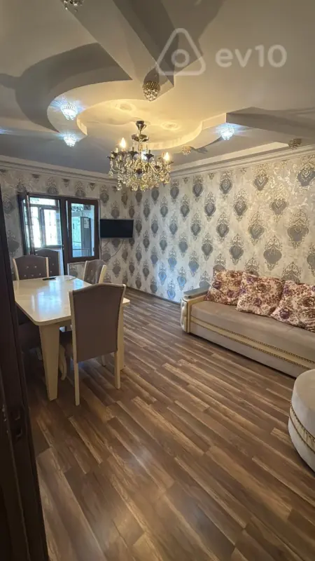 Kirayə verilir 2 otaqlı köhnə tikili 36 m²