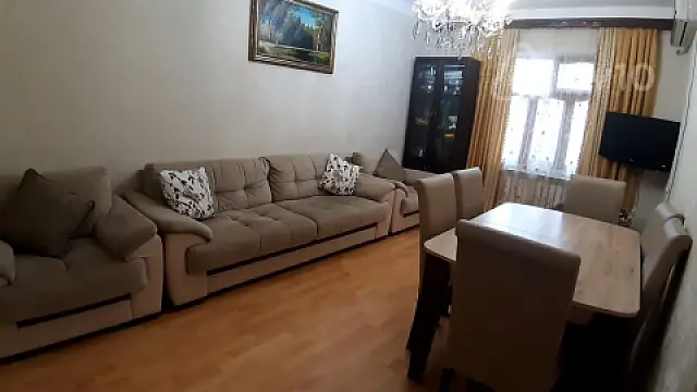 Kirayə verilir 3 otaqlı köhnə tikili 95 m² — Bakı, Nəsimi 3 otaq 95.00 m²