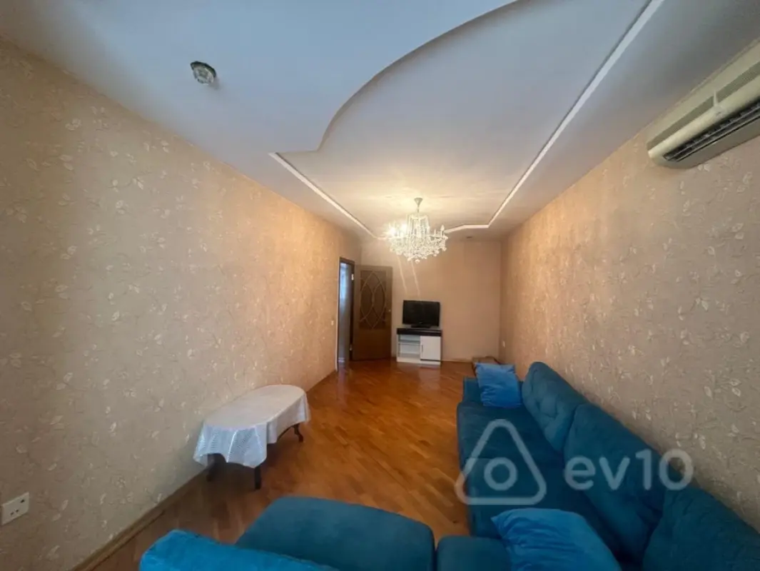 Kirayə verilir 2 otaqlı yeni tikili 70 m²