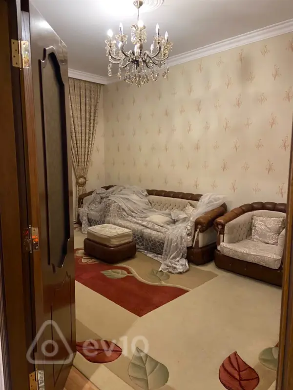 Kirayə verilir 3 otaqlı köhnə tikili 75 m²