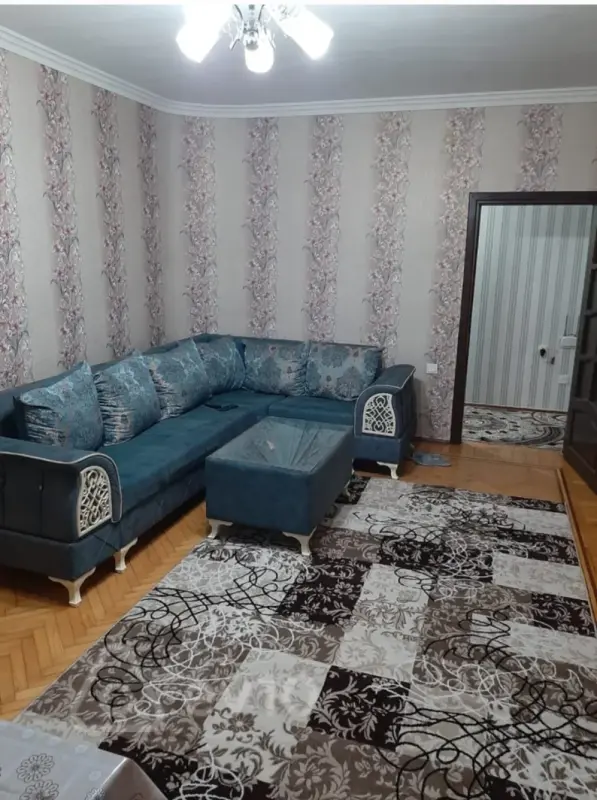 Kirayə verilir 2 otaqlı yeni tikili 70 m²