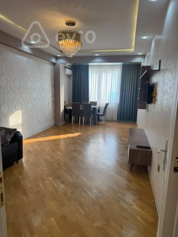 Kirayə verilir 2 otaqlı yeni tikili 73 m²