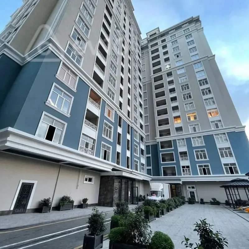 Satılır 5 otaqlı yeni tikili 272 m²