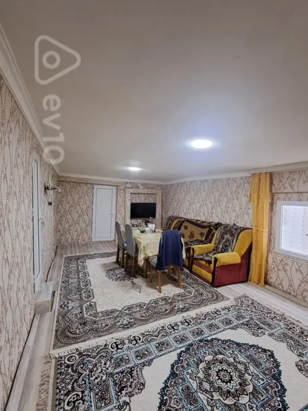 Satılır 4 otaqlı həyət evi 110 m²