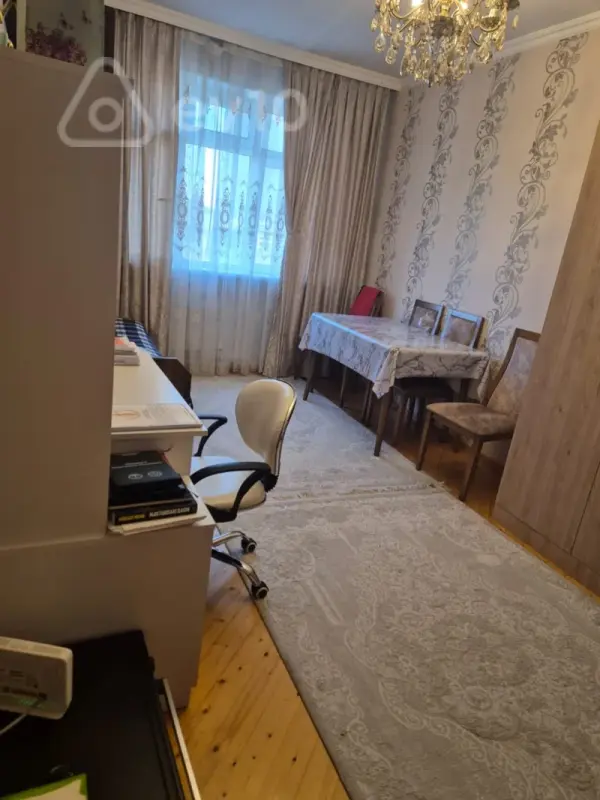 Satılır 2 otaqlı köhnə tikili 36 m²