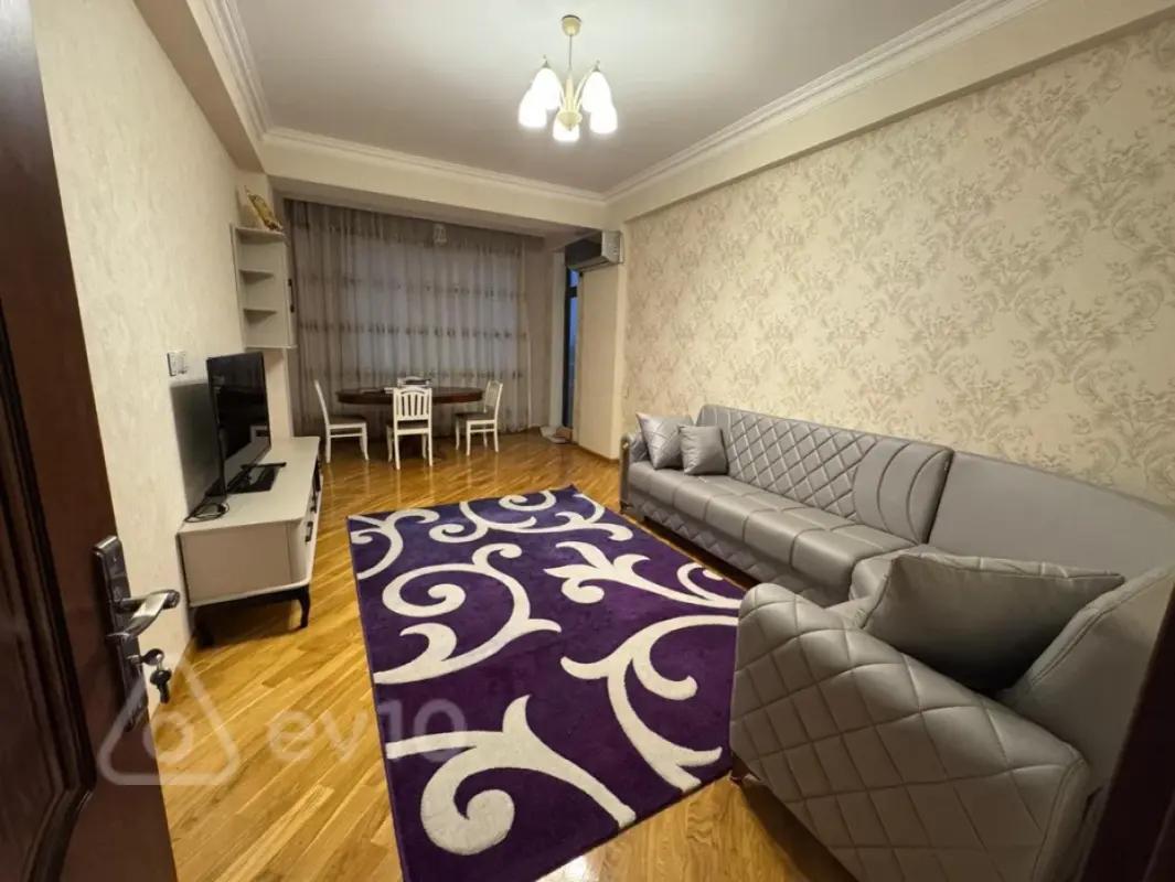 Kirayə verilir 2 otaqlı yeni tikili 100 m²