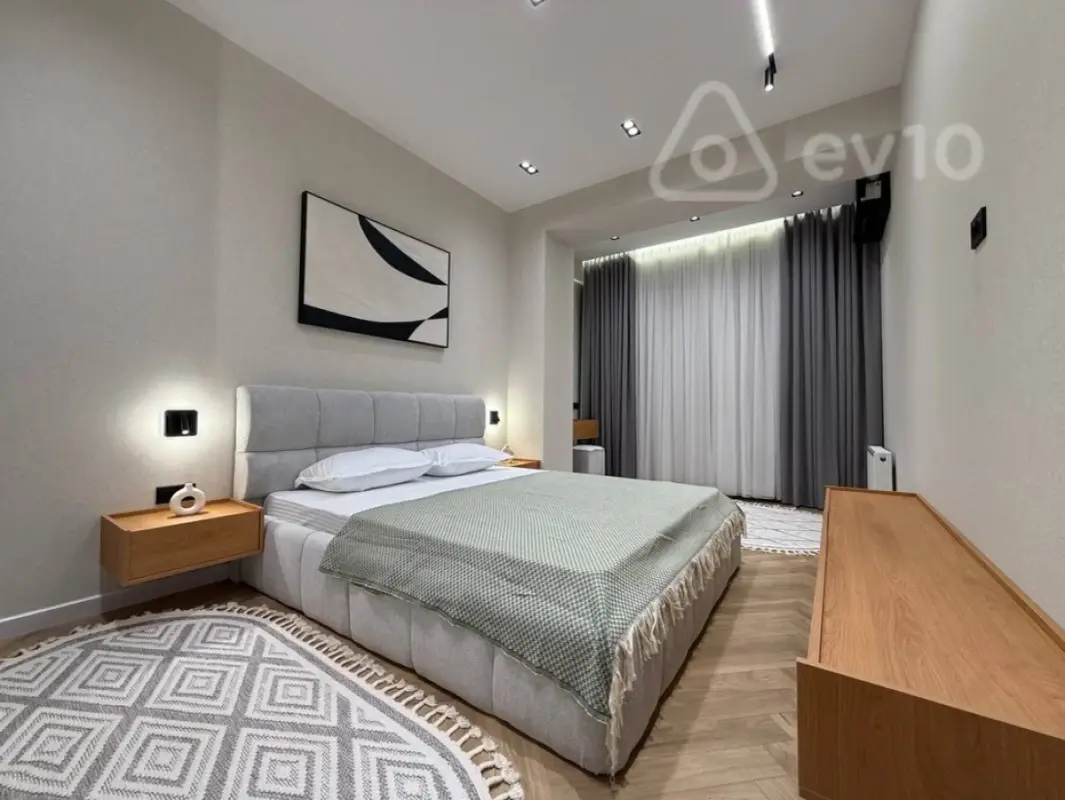 Kirayə verilir 2 otaqlı yeni tikili 75 m²