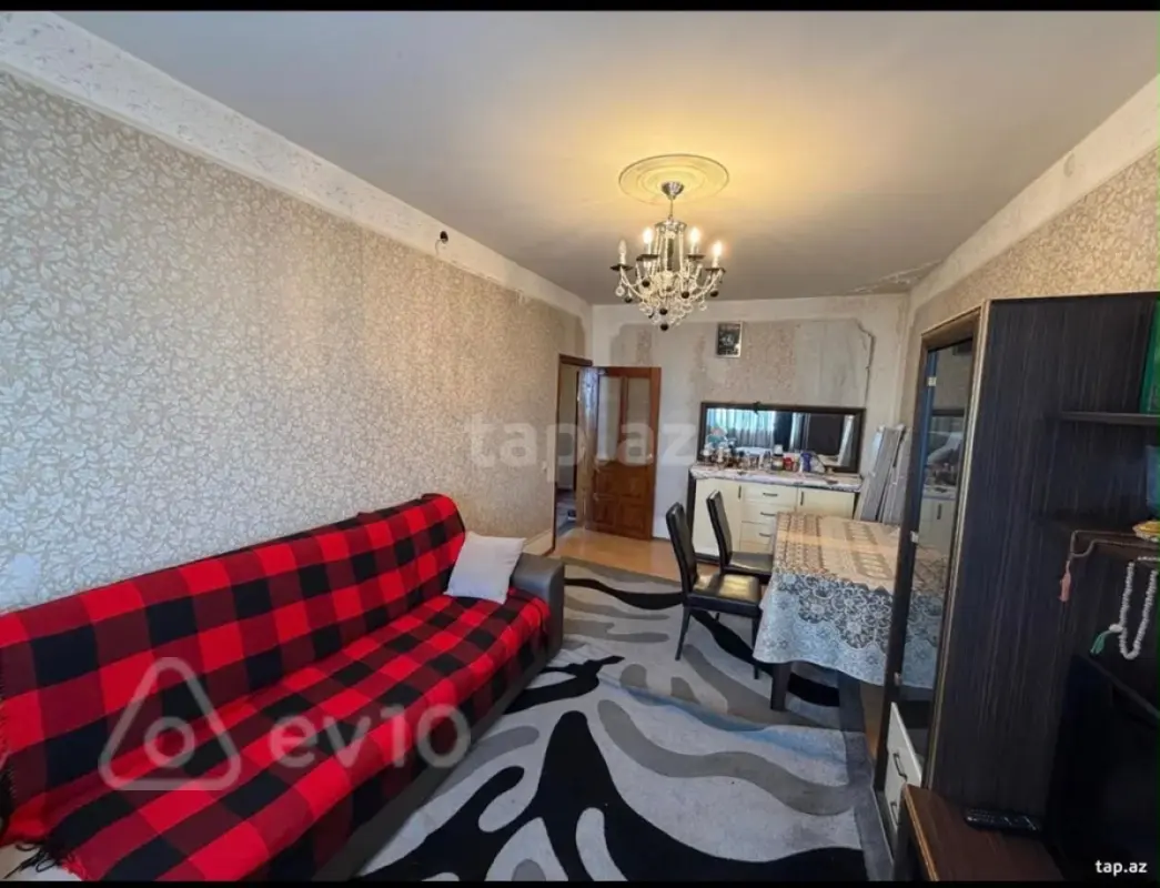 Satılır 2 otaqlı köhnə tikili 50 m²