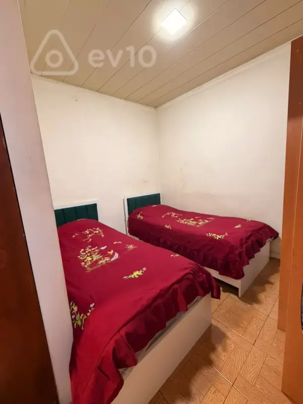 Kirayə verilir 2 otaqlı köhnə tikili 38 m²