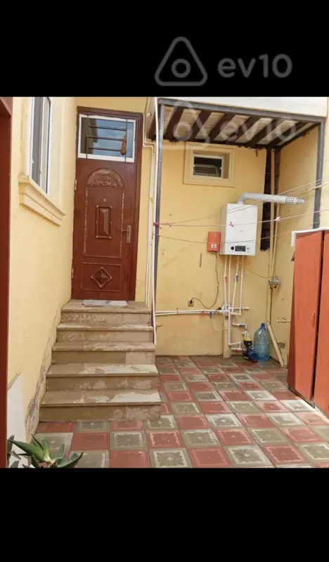 Satılır 2 otaqlı həyət evi 60 m²