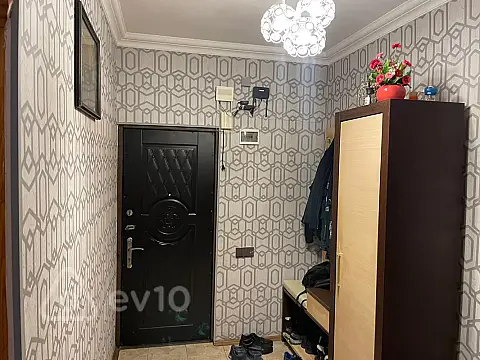 Satılır 3 otaqlı köhnə tikili 85 m² — Bakı, Xətai 3 otaq 85.00 m²