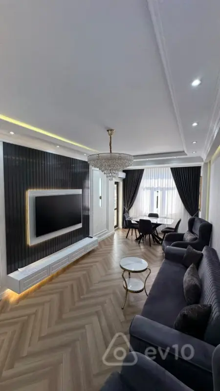 Kirayə verilir 2 otaqlı yeni tikili 65 m²