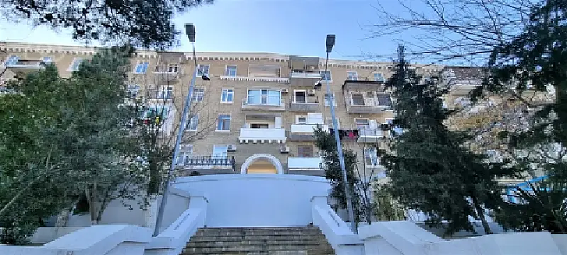 Satılır 2 otaqlı köhnə tikili 34 m² — Bakı, Səbail 2 otaq 34.00 m²