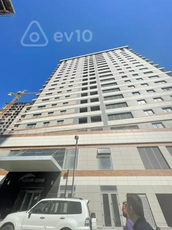 Satılır 3 otaqlı yeni tikili 157 m²