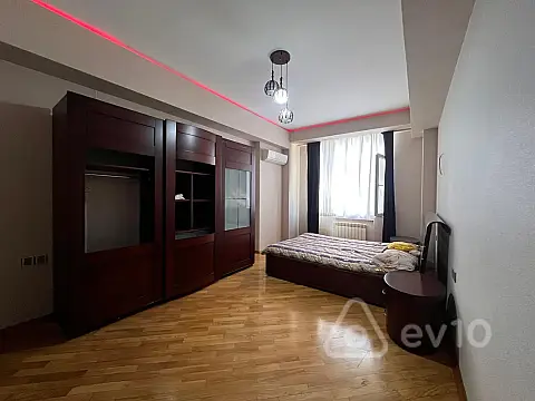 Kirayə verilir 3 otaqlı yeni tikili 120 m² — Bakı, Xətai 3 otaq 120.00 m²